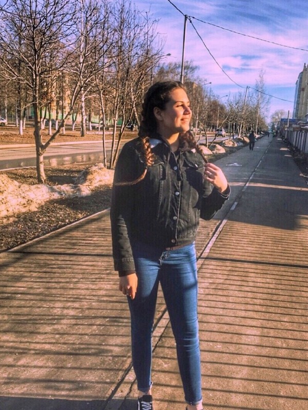 Виолетта привлекательная девушка из Петрово-Красноселья цена от 3500 руб