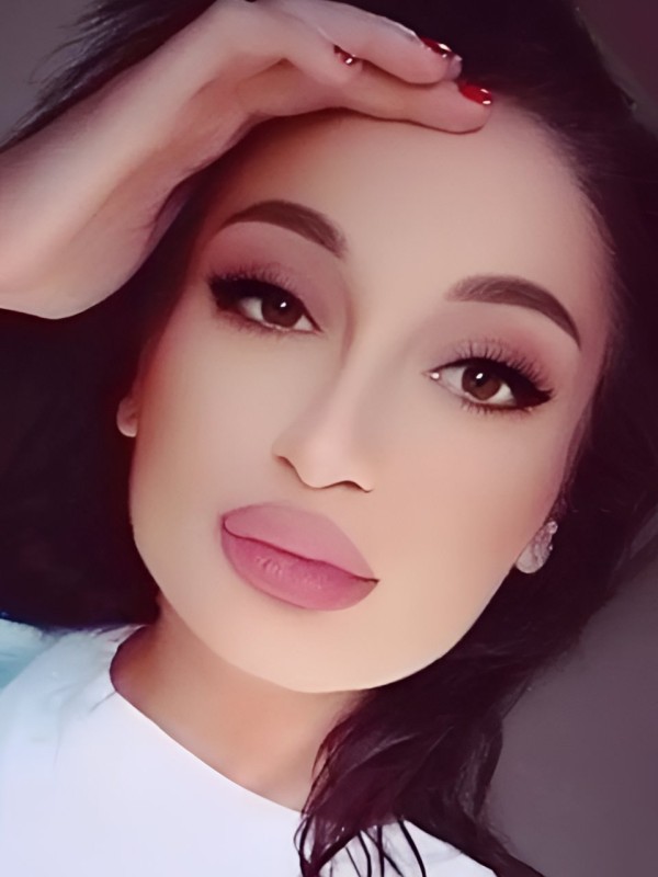 Ася привлекательная девушка из Петрово-Красноселья цена от 6000 руб